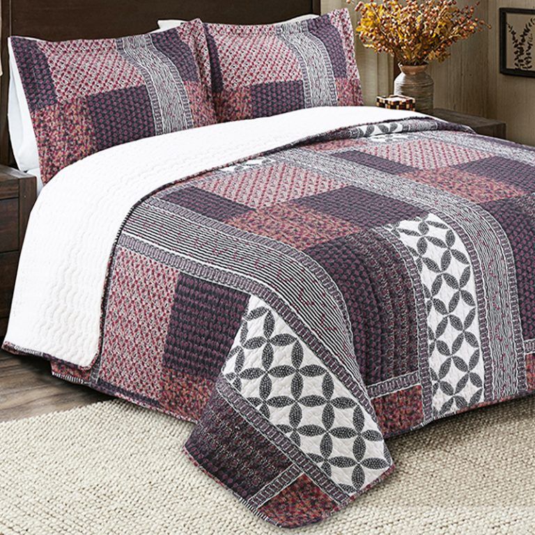 Quilt Sherpa Estampado Diseño 1.5 Plazas / Franjas Diseño Negro Blanco