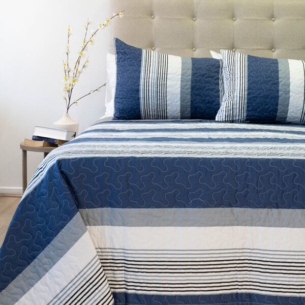 Quilt Stitchy Estampado 2 Plazas / Franjas Azul y Blanco - Doral