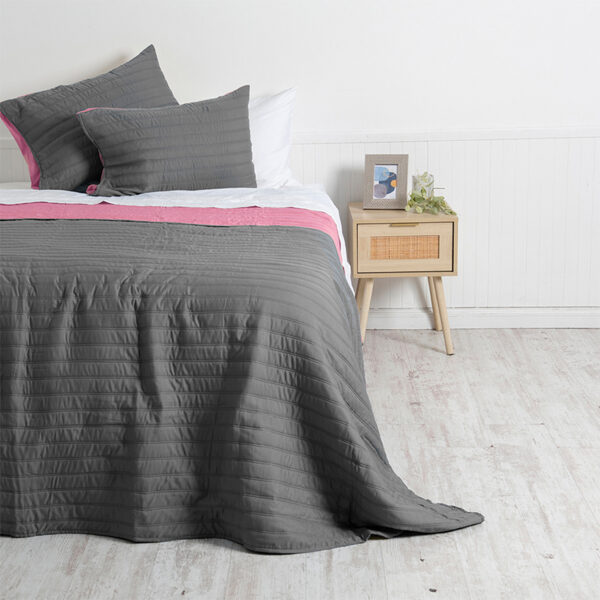 Quilt Toledo Liso 2 Plazas / Verde y Rosado