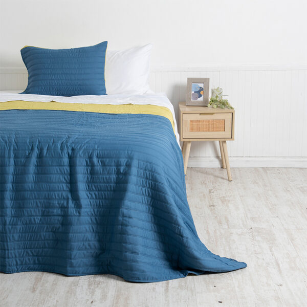 Quilt Toledo Liso 1.5 Plazas / Azul y Amarillo - Mashini