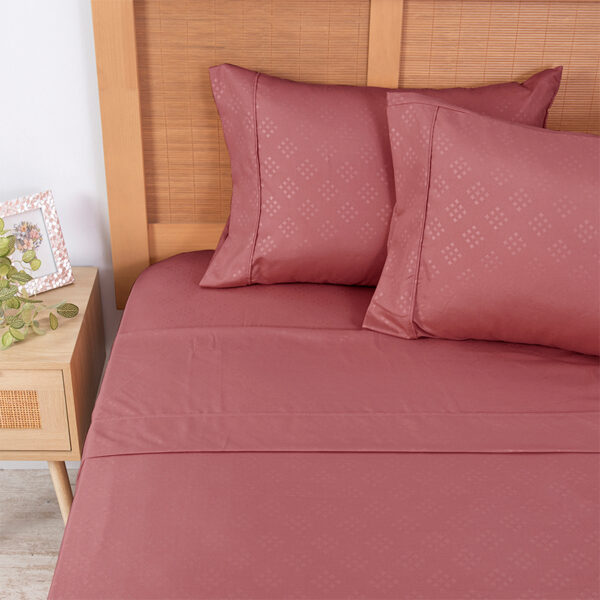Sábana Microfibra Embossed 2 Plazas / Rojo - Plumetti