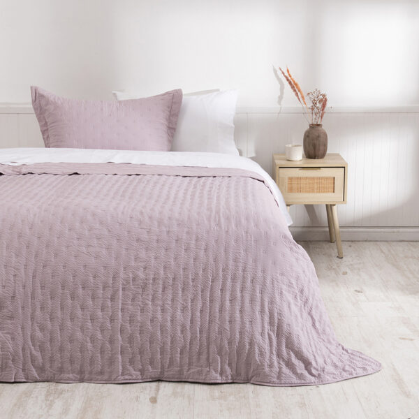 Quilt Ultra Sevilla MF 1.5 Plazas / Malva - Mashini