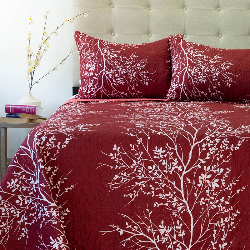 Quilt Hotpress Estampado 2.5 Plazas / Ramas Rojo Blanco - Doral